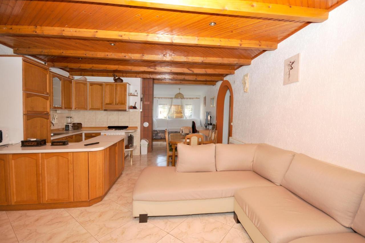 Apartman Elena Trogir Eksteriør bilde